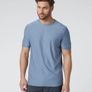 Men's Vuori Strato tech tee